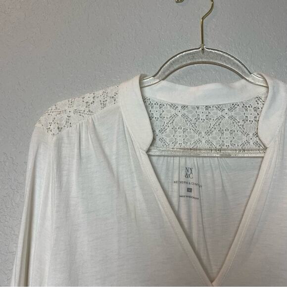 NY&Co Bright Cream Faux Button Down Stretchy Top w/ Lace Back Panel Size M - Picture 4 of 8